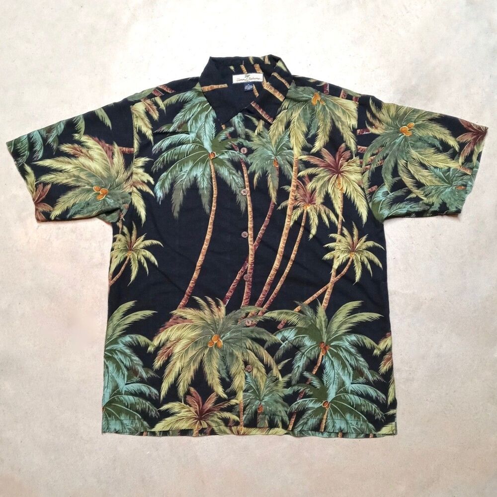 Tommy Bahama 100% Silk Men’s Size MEDIUM Hawaiian Palm Tree Tropical Beach Shirt